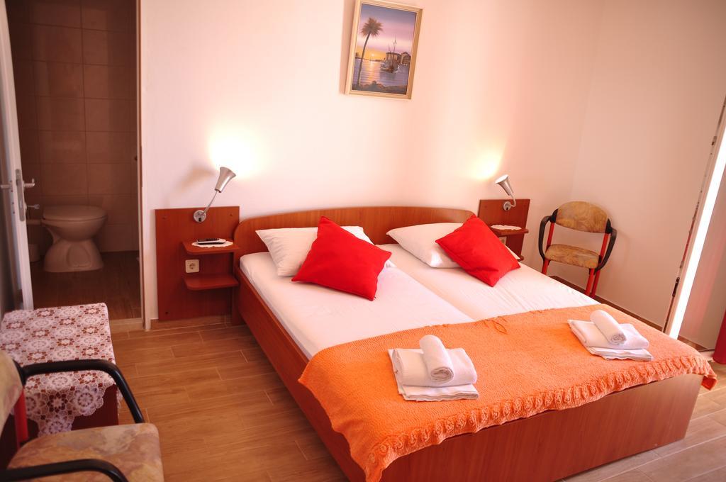 Guest House Stefica Hvar Town Eksteriør billede