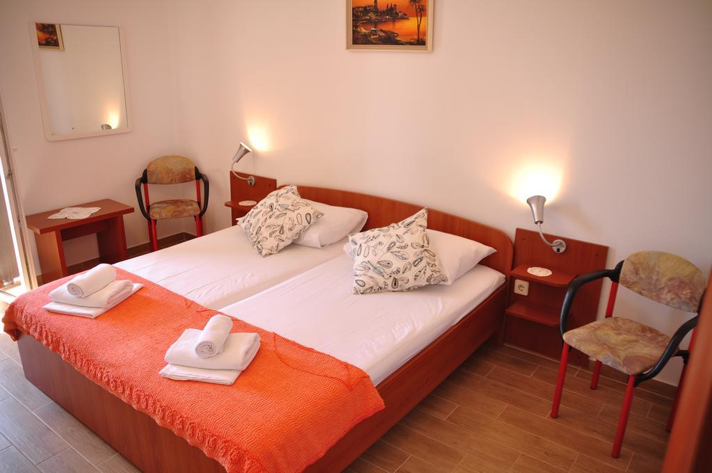 Guest House Stefica Hvar Town Eksteriør billede