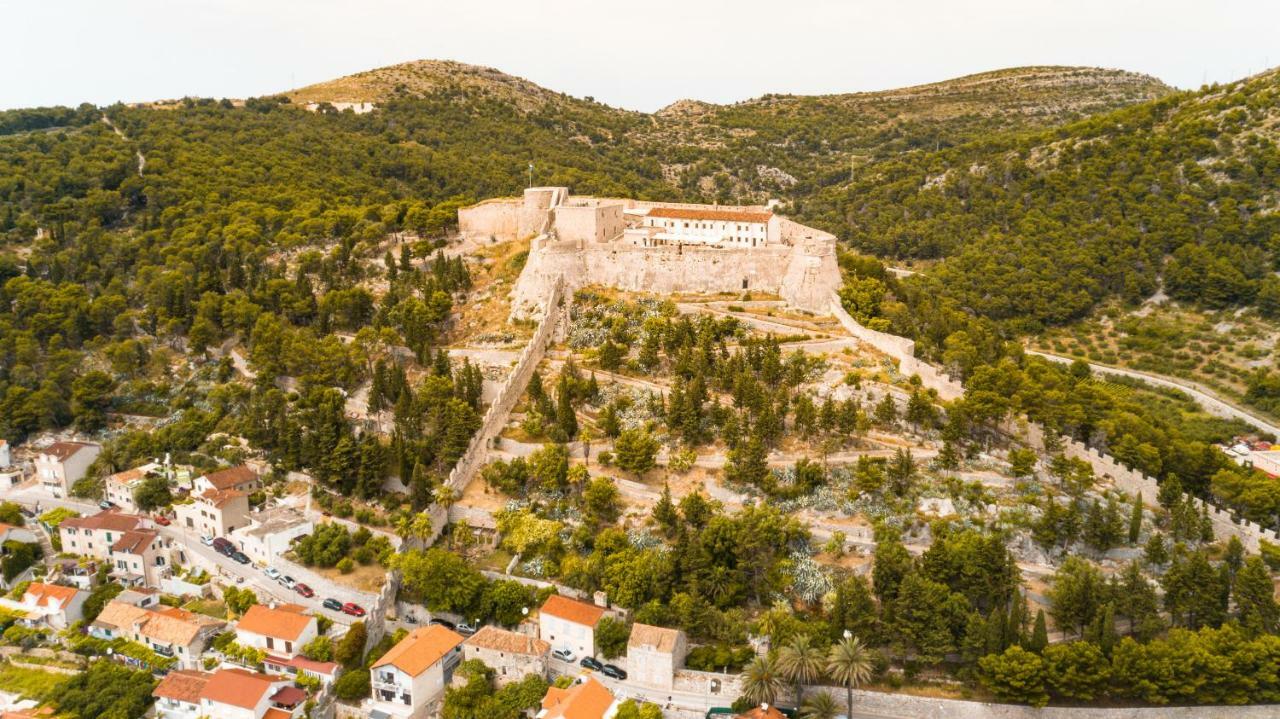 Guest House Stefica Hvar Town Eksteriør billede